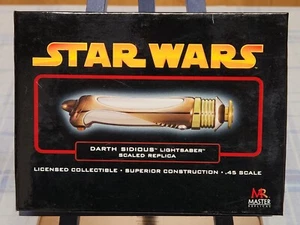 Master Replicas Darth Sidious - Palpatine Lightsaber .45 scaled Ep.III- SW315 - Picture 1 of 4