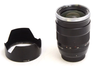 Carl Zeiss Distagon T* 35mm F/2 ZE Lens EF Mount  Used - Sharp Lens w/ Hood,Caps - Image 1 of 4