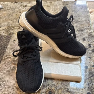 Adidas Ultraboost Schuhe Herren Größe 9 Primeblue Boost Laufen Turnschuhe - Bild 1 von 14