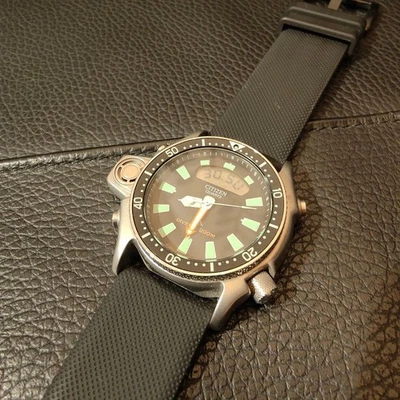 Reloj de cuarzo CITIZEN PROMASTER JP2000-08E Aqualand medidor de profundidad reedición 44 mm Foto 1 de 4