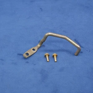 Briggs & Stratton OEM 7101009YP replacement belt guide, trans With Screws - Picture 1 of 6
