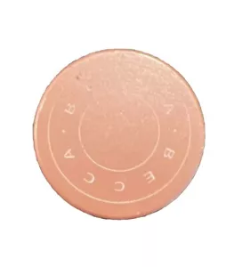 Becca Under Eye Brightening Corrector LIGHT TO MEDIUM 0.08oz/2.3g Travel - Picture 1 of 3