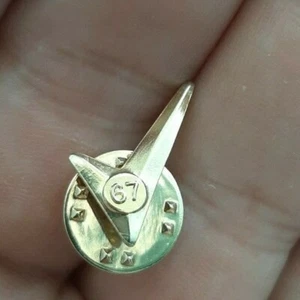 Pinback metálico vintage Check Mark 67 - Imagen 1 de 2