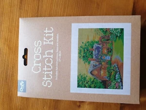 Cross Stitch Kit 47 X 38 cm Includes Floss And Needles - Picture 1 of 2