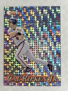 CAL RIPKEN - 1994 Pacific Silver Prisms Circular