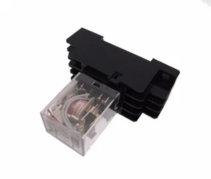 110VAC Coil HH54P Power Relay w/ socket LED indicator Din Rail Mounting - Foto 1 di 1