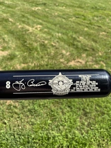 Yogi Berra Hall of Fame Cooperstown Induction Bat 1/500 New York Yankees - Picture 1 of 5