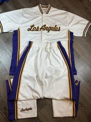 Vintage Los Angeles Lakers Warm Up Shooting Jersey & Pants Set White Men's 2XL - Image 1 of 4