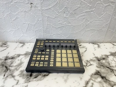 Native Instruments Maschine MK2 black Funktionsfähig Ohne Netzteil ￼ - Bild 1 von 4