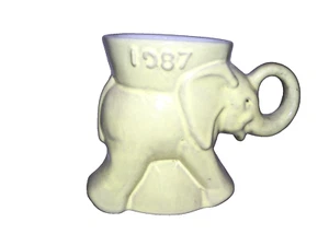 Taza elefante republicano Frankoma 1987 taza cerámica amarilla - Imagen 1 de 2