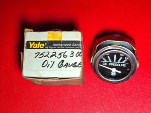Yale 752256300 Oil Pressure Guage model 881 UT, 12V, 06102-01, USA Made - NEW - Picture 1 of 3