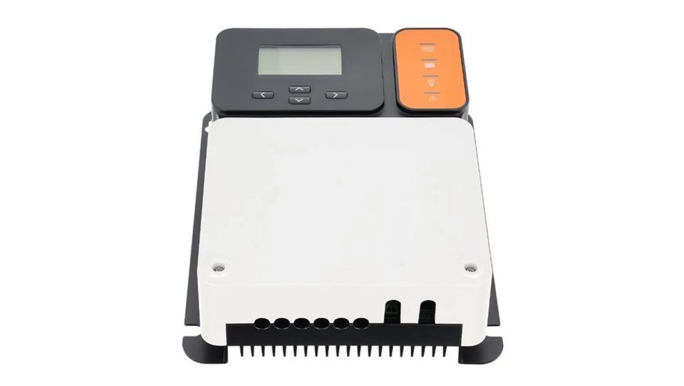 Solarny regulator ładowania MPPT 12/24 - 30A PRO LFP wyświetlacz LCD - Image 1 of 1