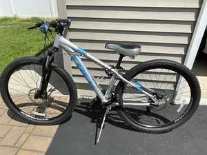 Trek Marlin 4 Mountain Bike silver & blue XS 13.5  w 27.5 inch rims! Make Offer! - Picture 1 of 17