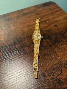 Waltham Gold Plated Nugget Wrist Watch 32mm - Picture 1 of 2