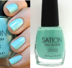 Sation HOLIDAY GOLIGHTLY 2012 Greenish Blue Glass Fleck Shimmer Nail Polish - Picture 1 of 4