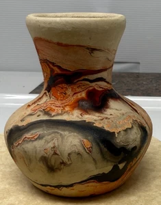 Nemadji USA Pottery Swirl Print Vase Pot MN. USA Vintage Orange Red Black "3 1/4 - Picture 1 of 9