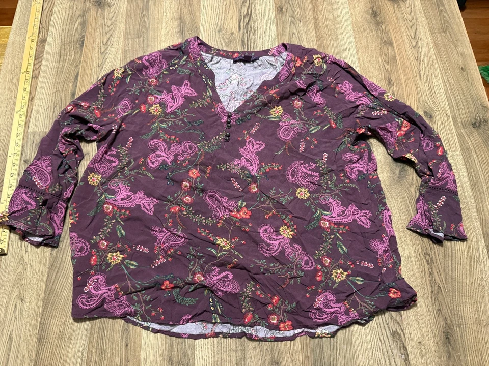 Camisa Gloria Vanderbilt, Mujer Talla Grande 3X, Rosa Púrpura, Floral Paisley Cuello en V Foto 1 de 4