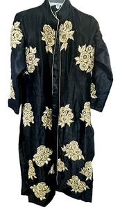 Rare VTG Woman's Floral Embroidery Hand Stitched Raw Silk Indian/Pakistan Kashmi - Picture 1 of 8