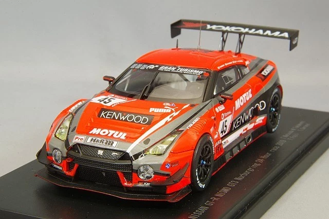 EBBRO 45745 1/43 NISSAN GT-R NISMO GT3 24H Nurburgring 2019 No.45 Modello Auto