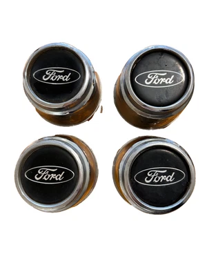 TAPAS CENTRALES FORD CROWN VICTORIA / FORD RANGER ALCOA ACABADO CROMADO F3AC-1A096-AA Foto 1 de 4