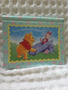 Álbum de instantáneas Hallmark Winnie Pooh para recuerdos de fotos de abuela 4x6 de colección Disney - Imagen 1 de 4