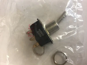 1145 SPEMCO KIPPSCHALTER DPDT ON-ON NOS - Bild 1 von 1