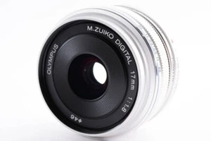 OLYMPUS Single Focus Lens M.ZUIKO DIGITAL 17mm F1.8 Silver - Picture 1 of 1