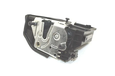BMW 328i 230i M2 M4 X3 2009-2021 OEM cierre de puerta trasero izquierdo lado del conductor  Foto 1 de 4
