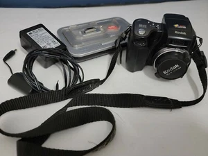 Cámara KODAK EasyShare DX7590 5,0 mega píxeles con base para cámara 6000 H24 - Imagen 1 de 11