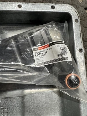 Filtro y cárter de aceite profundo 4R100 4x4 para Ford/Lincoln original OEM y usado Foto 1 de 3