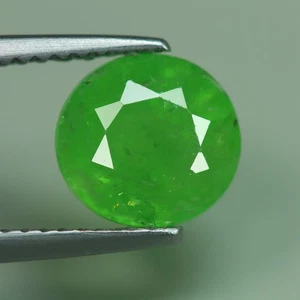 2.65 Cts_Loose Gemstone_100 % Natural Unheated Tsavorite Green Garnet_Kenya - Imagen 1 de 3