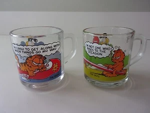 McDonalds Garfield Characters 1978 Mugs Set of 2 Garfield Canoe Teeter Totter - Picture 1 of 4