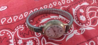 Aus einer Auflösung: tolle Ancre Goupilles Armbanduhr - Bild 1 von 3