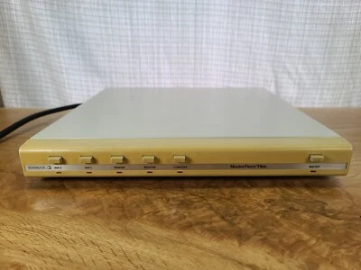 Kensington Masterpiece Plus Home Office Surge Protector Console 413-0003 - Image 1 of 4