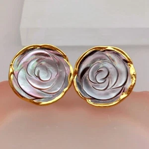 Natural Black Sea Shell Carved Flower Stud Earrings Fashion Jewelry Gift - Picture 1 of 6