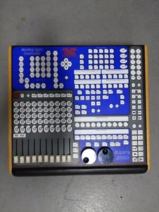 Consola de iluminación Avolites Azure 2000 4 DMX Universe Pearl SIN PROBAR - Imagen 1 de 8