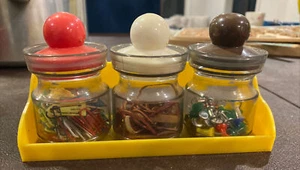 Vintage Plastic Set of3 Jars Desk Organizer Office Storage Holder Can Hang Color - Picture 1 of 12