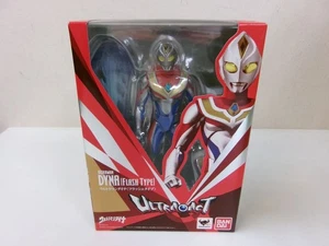 Figura de acción Ultra Act Ultraman Dyna Flash Type Ultraman Bandai usada - Imagen 1 de 9