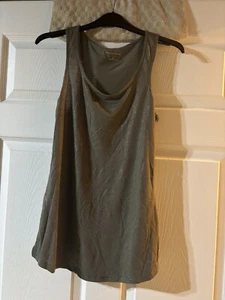 Ladies Tank In Very Good Pre-owned Condition! - Picture 1 of 3