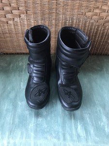 akito citizen boots