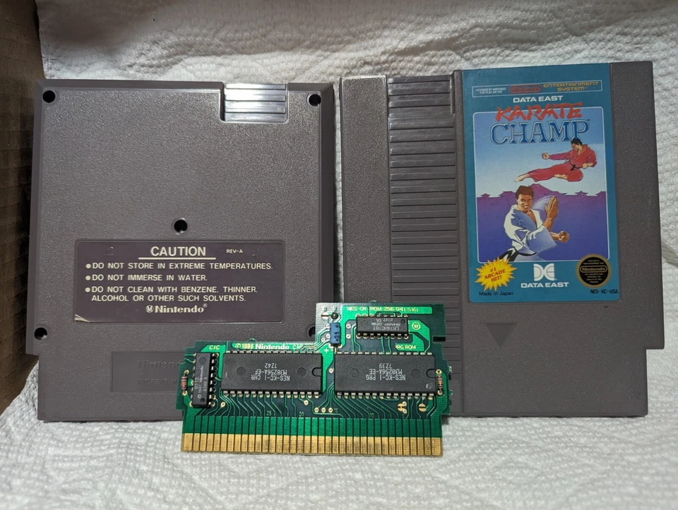 NICE LABEL - Karate Champ (Nintendo Entertainment System, 1986) - Image 1 of 3