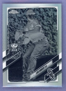 2021 Topps Chrome Luis Robert Negative Refractor #56 White Sox - Picture 1 of 2