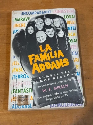 THE ADDAMS FAMILY La Familia Addams 1967 MEXICO PAPERBACK BOOK Novaro. - Image 1 of 2