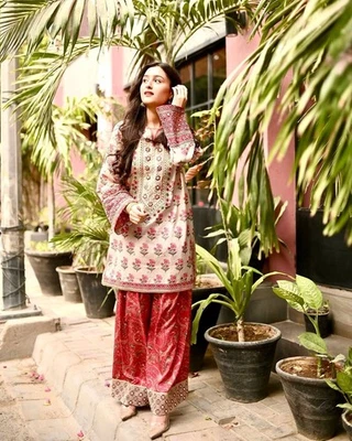 Pakistani Designer Farsi Salwar Kameez Indian Bollywood Wedding Wear Salwar Suit - Image 1 of 4