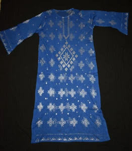 Vestido Egipcio Assuit Color Plata Metal/Red Tul Tela Abaya Kaftan - Imagen 1 de 6
