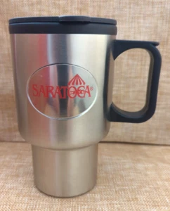 Tazza da viaggio/caffè vintage souvenir Saratoga Race Course acciaio inox nuova con scatola - Foto 1 di 6