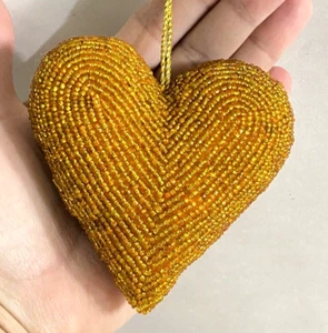 Gold beaded heart ornament 4" - Picture 1 of 7