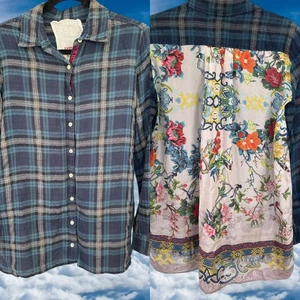 Johnny Was Workshop blau kariertes Button Down Hemd mit Blumenmuster hinten Gr. XS Boho Fest - Bild 1 von 8