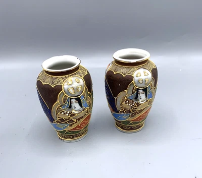 Paire de 2 petits vases japonais Satsuma – décor en relief doré ASIE - Photo 1/4