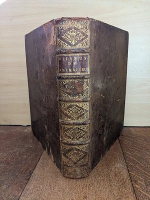 old book - Aeliani de natura animalium libri XVII Pars altera - 1744 - Image 1 of 4